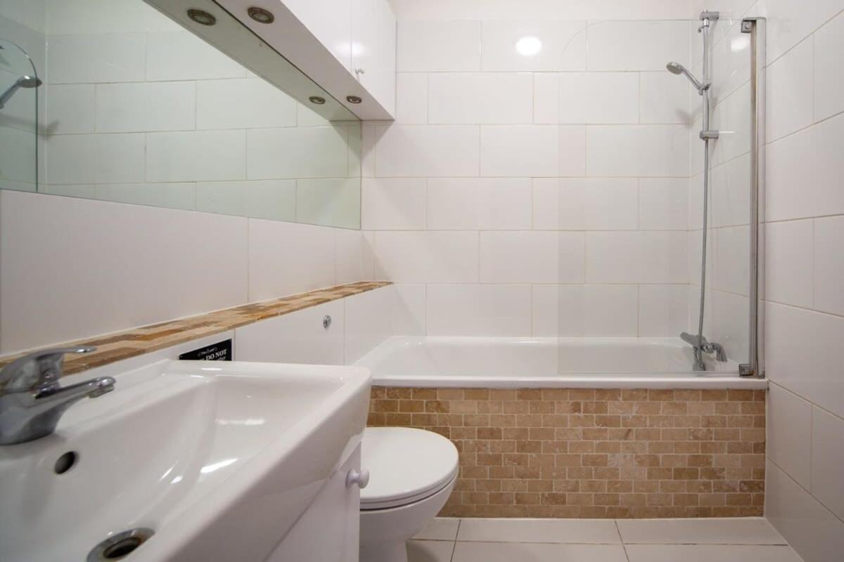 Lovely 2 Bedroom Apartment In Tooting Londyn Zewnętrze zdjęcie